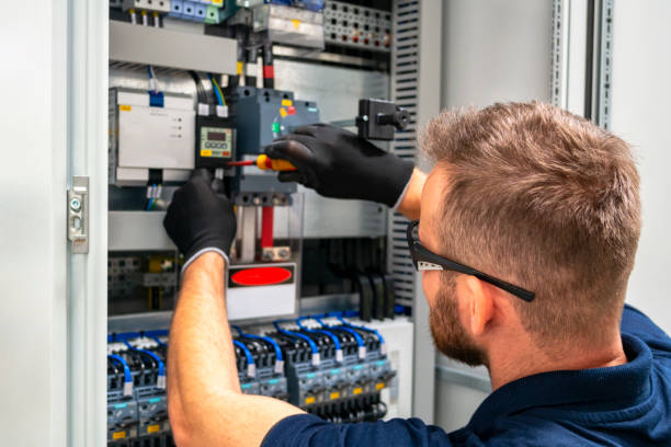 Professional Electrician in Garden City South, NY